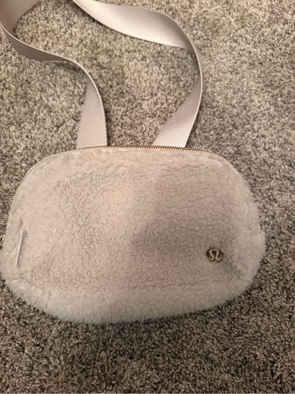 lululemon athletica Cream Sherpa Crossbody Pouch